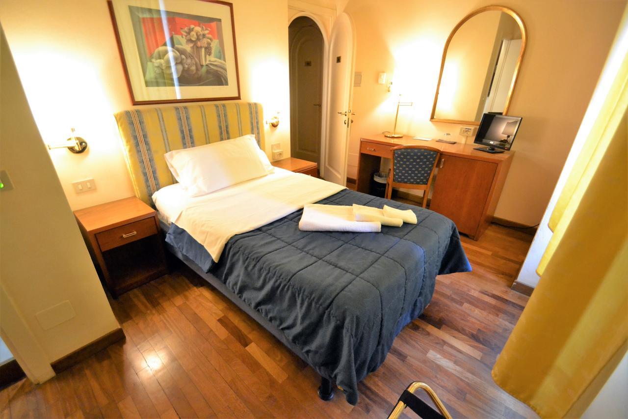 Hotel Posta Cecina  Eksteriør billede