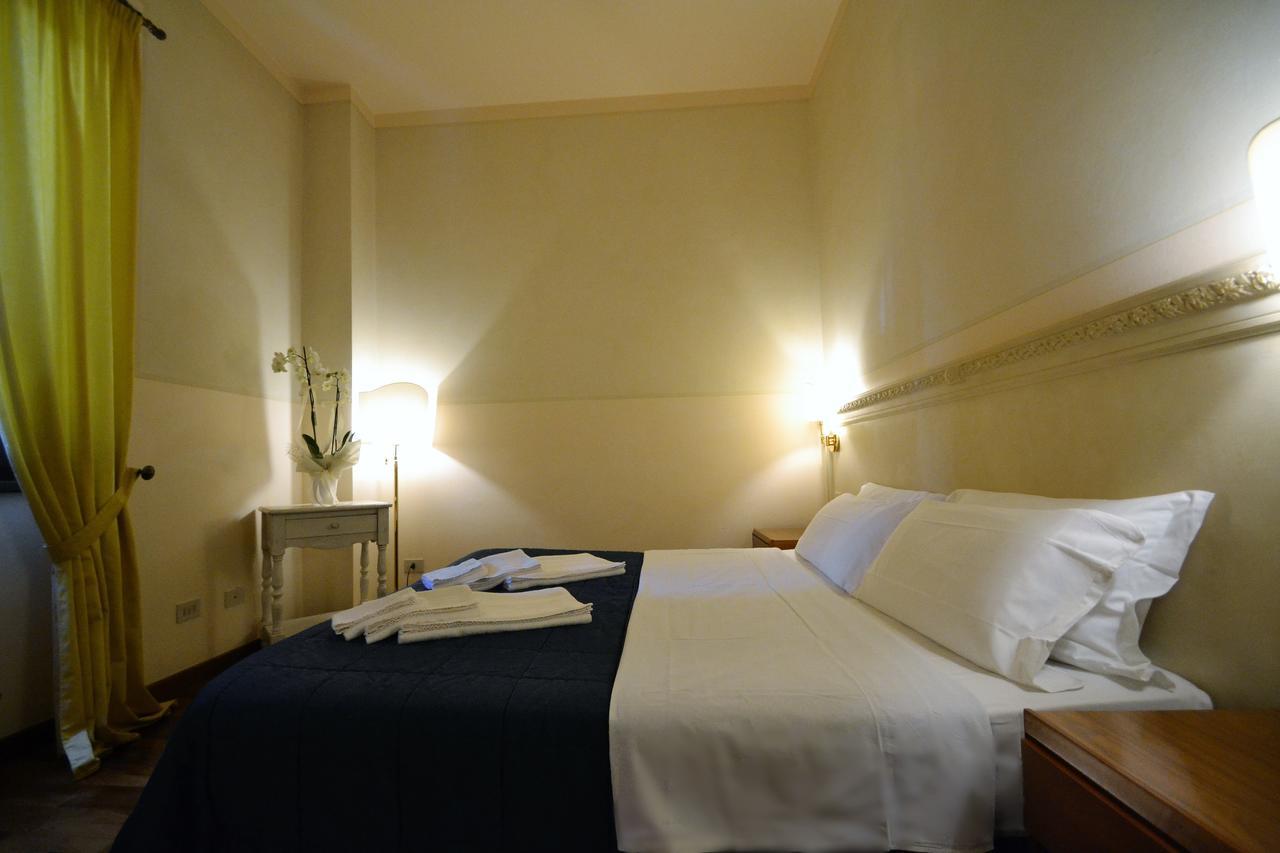 Hotel Posta Cecina  Eksteriør billede