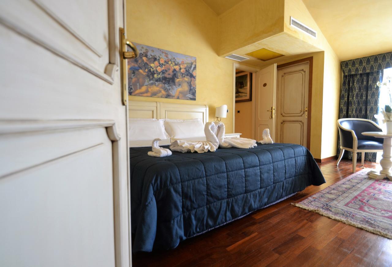 Hotel Posta Cecina  Eksteriør billede