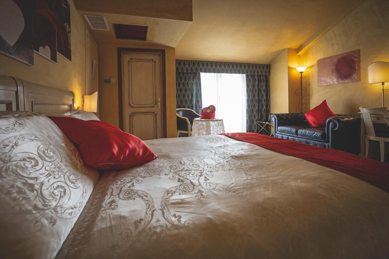 Hotel Posta Cecina  Eksteriør billede