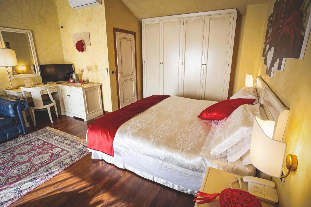 Hotel Posta Cecina  Eksteriør billede