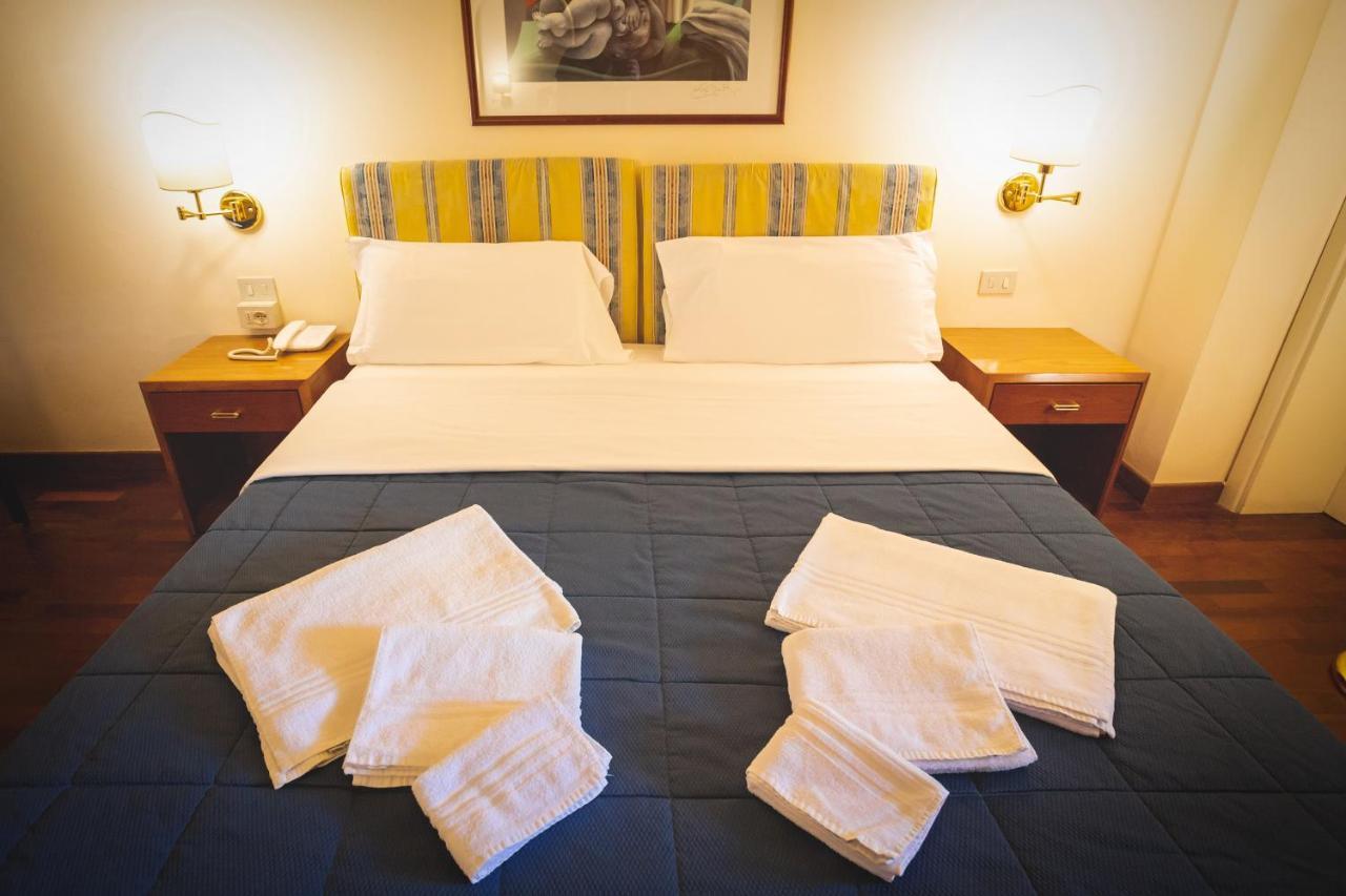 Hotel Posta Cecina  Eksteriør billede