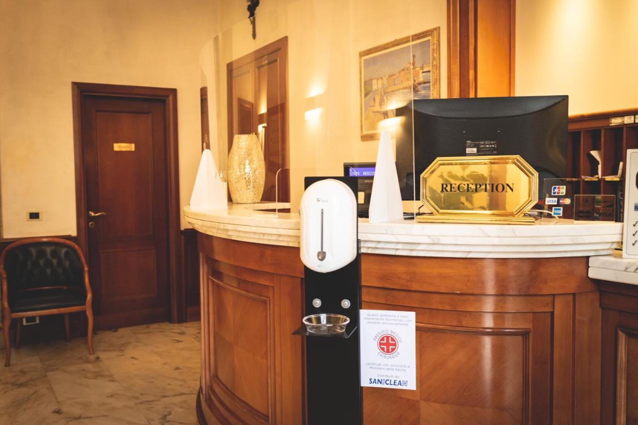 Hotel Posta Cecina  Eksteriør billede